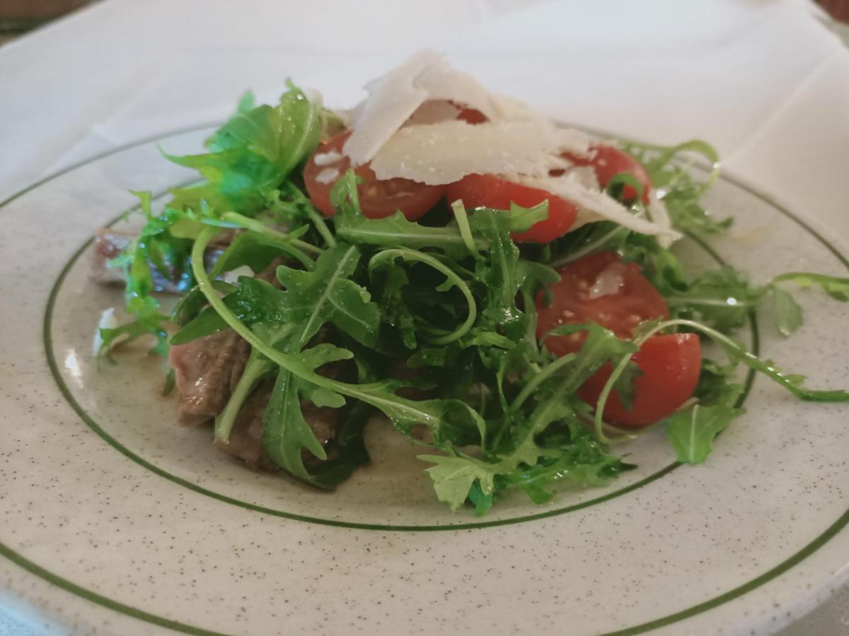 Hotel Ristorante Montenerone 아페치노 외부 사진